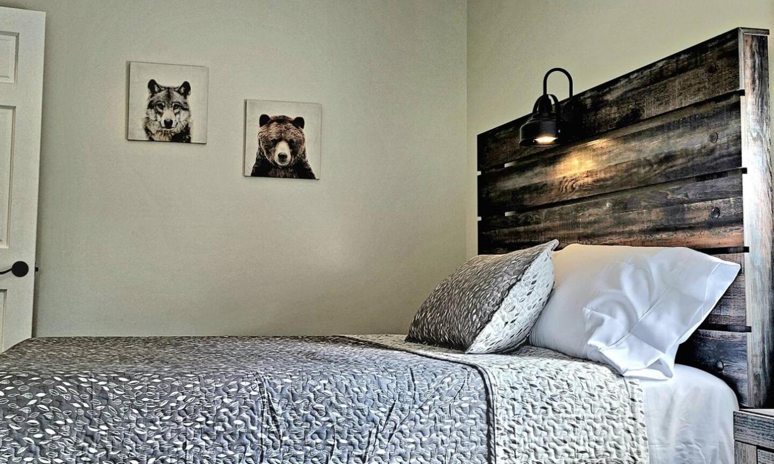 The Traveler On Main - Suite 1 Tazewell Dış mekan fotoğraf